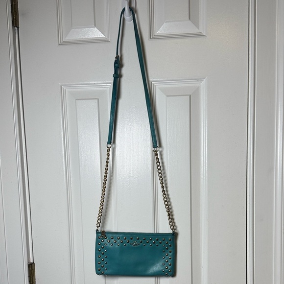 💎 Coach F53140 Leather Turquoise Gold Studded Hardware and Gold Chain Crossbody - Picture 4 of 13